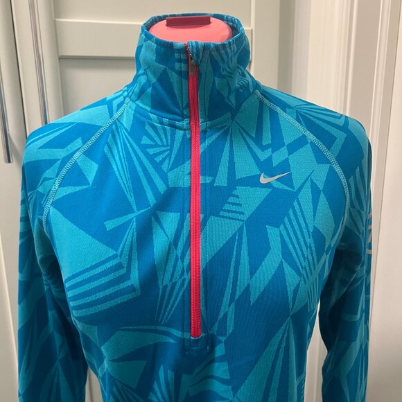 NIKE DRI-FIT Running Long Sleeved Half Zip Size Medium - Picture 2 of 12